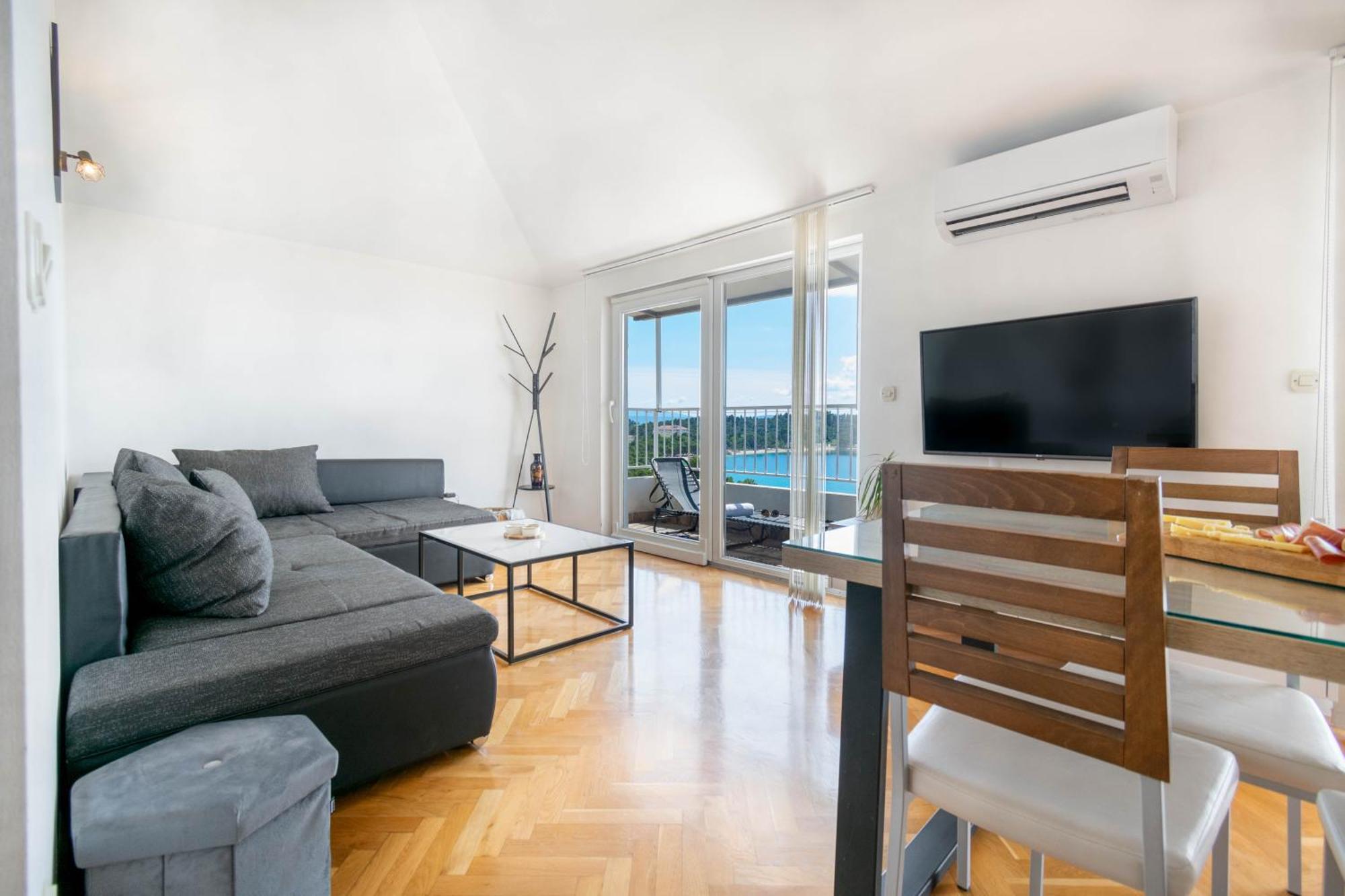 Apartment 30 M From Beach,Makarska,Marija Exterior photo