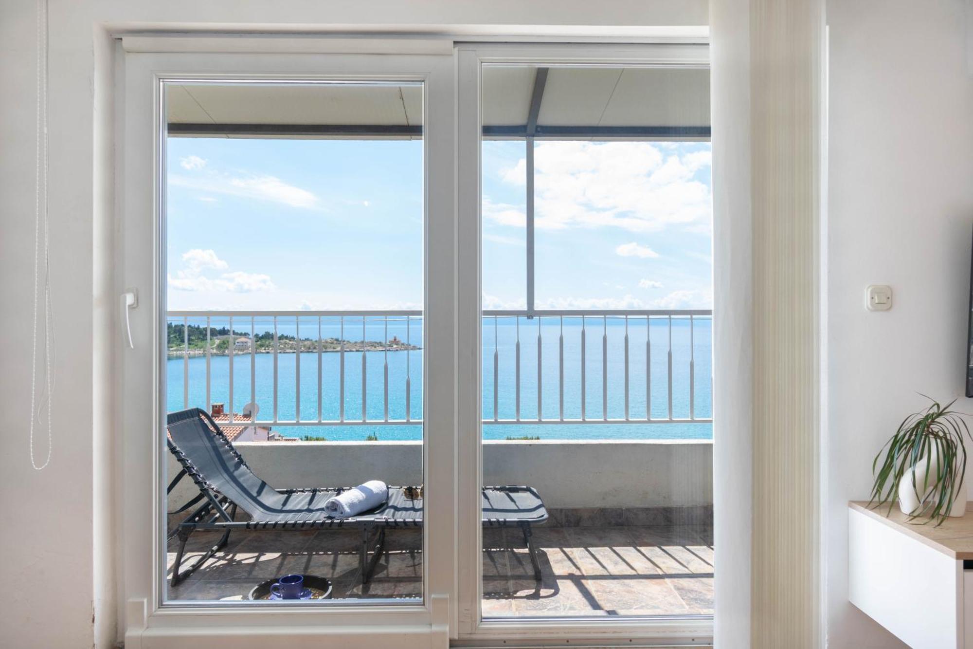 Apartment 30 M From Beach,Makarska,Marija Exterior photo