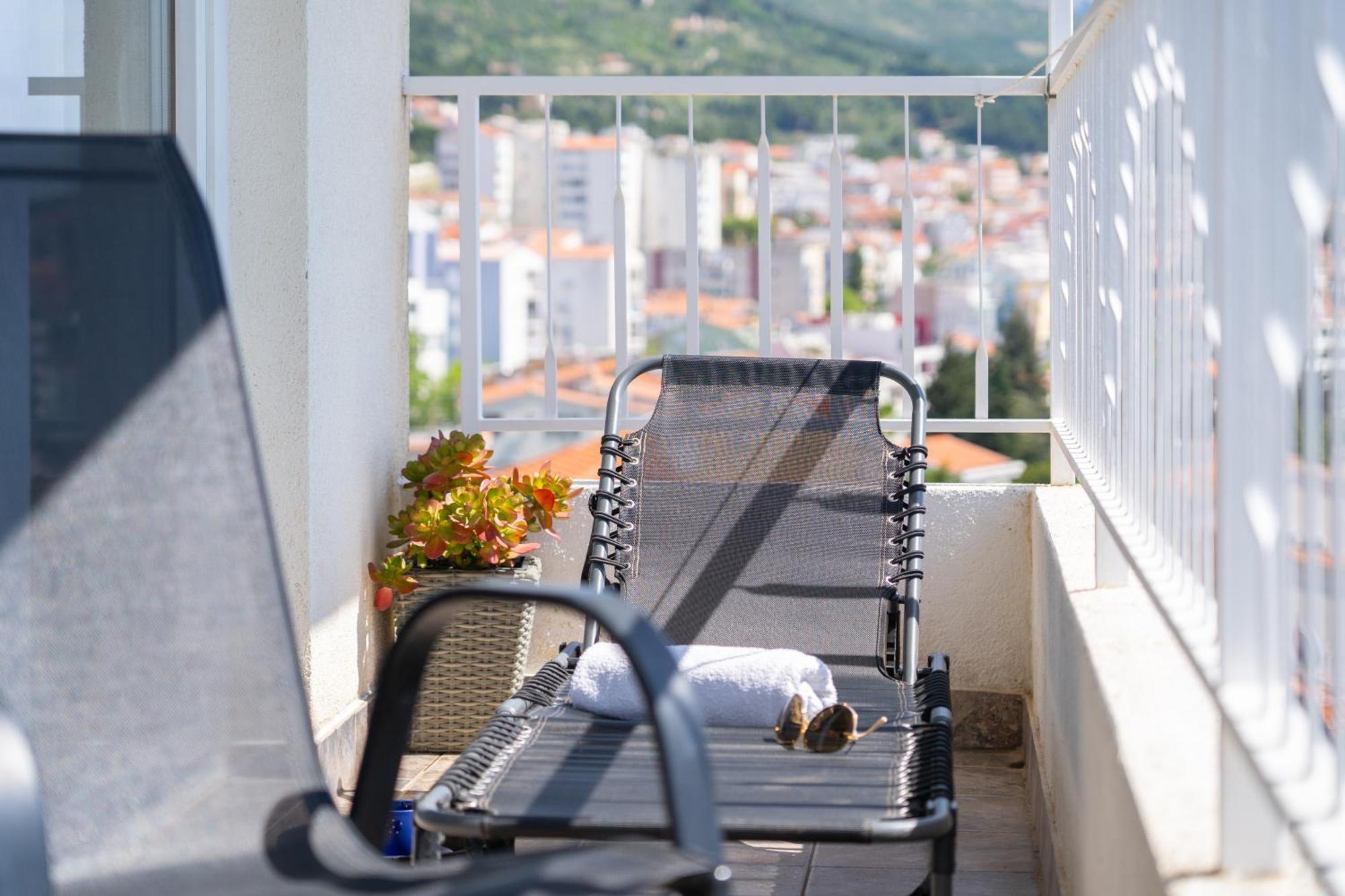 Apartment 30 M From Beach,Makarska,Marija Exterior photo
