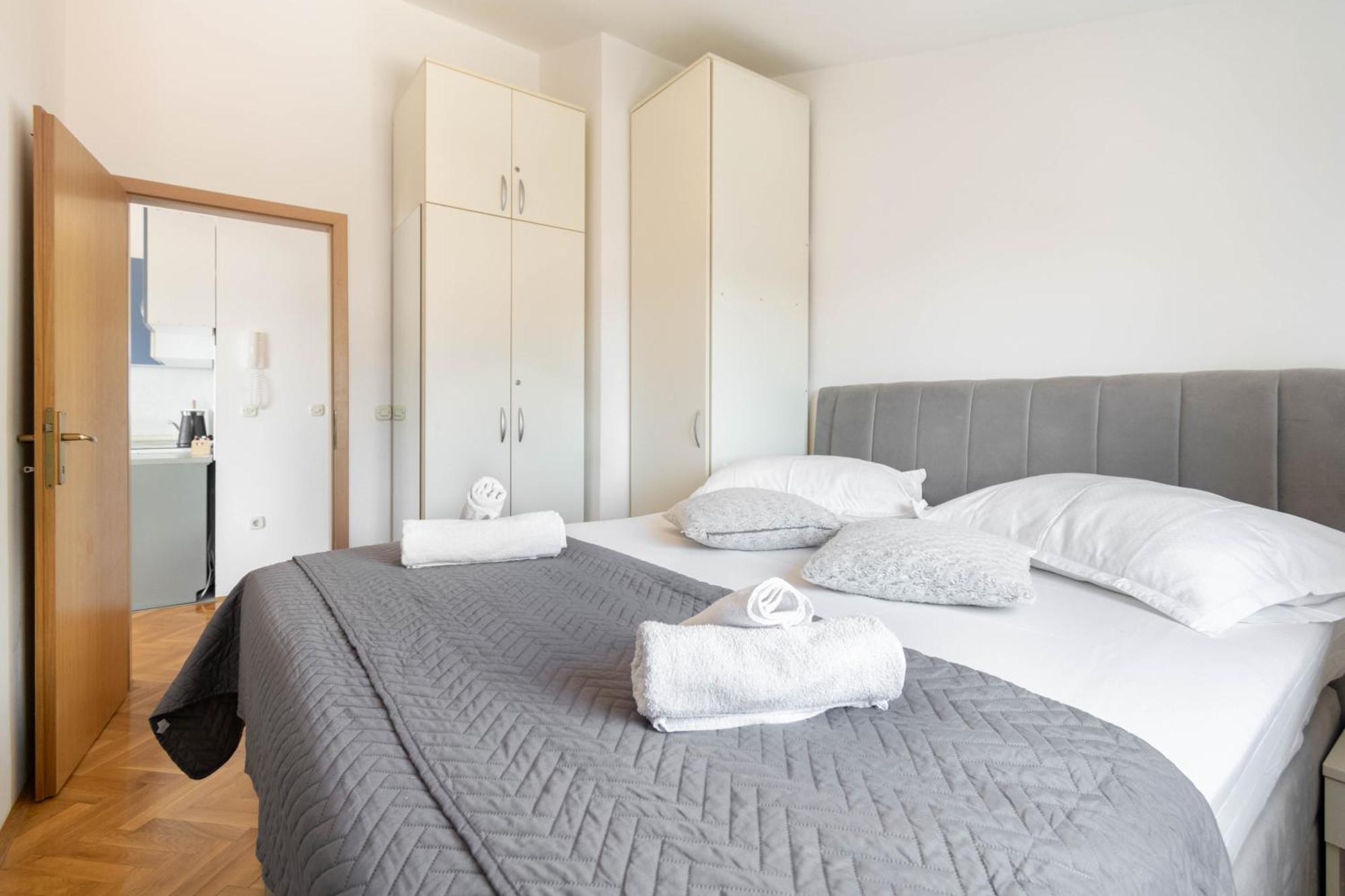 Apartment 30 M From Beach,Makarska,Marija Exterior photo